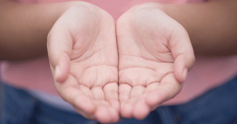 giving hands