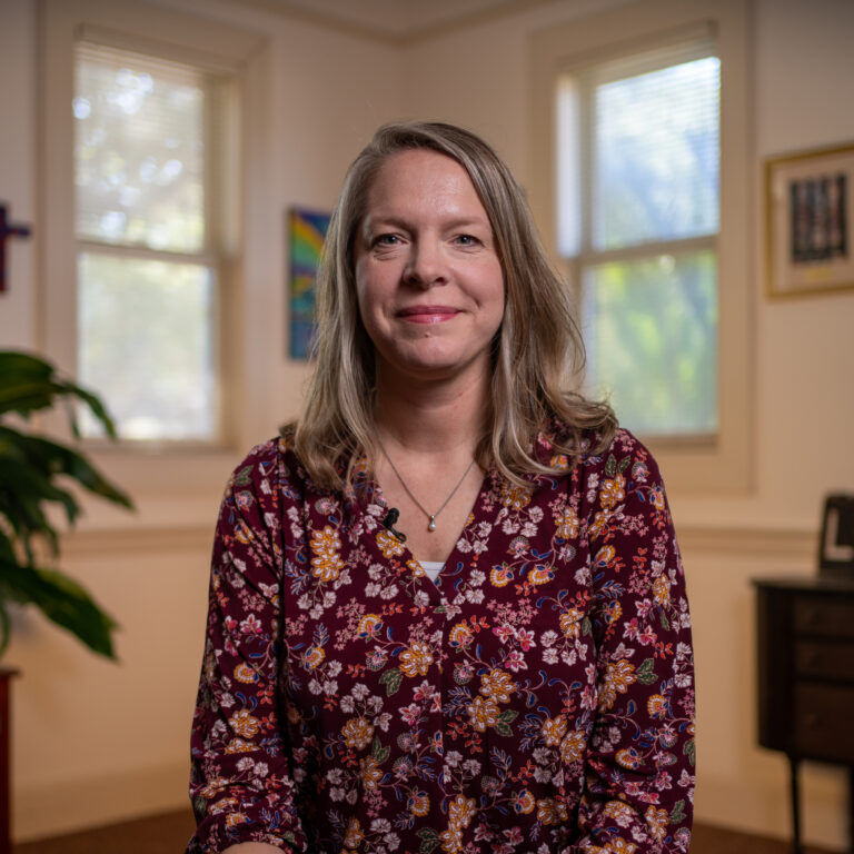 Dr. Amy Buechler-Steubing headshot