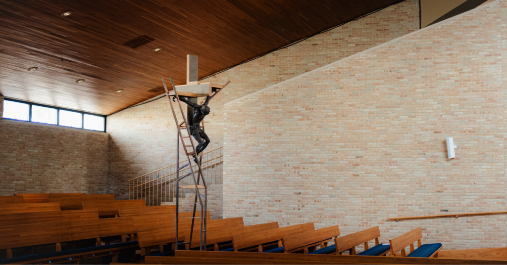 Crucifixion (sculpture), Paul Granlund, Luther Seminary Chapel