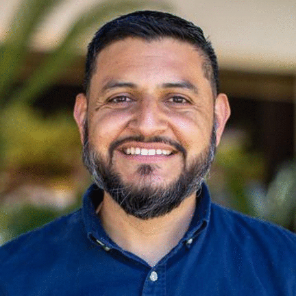 Headshot of Rev. Marcos Canales