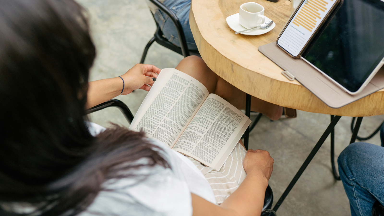 young people reading the Bible