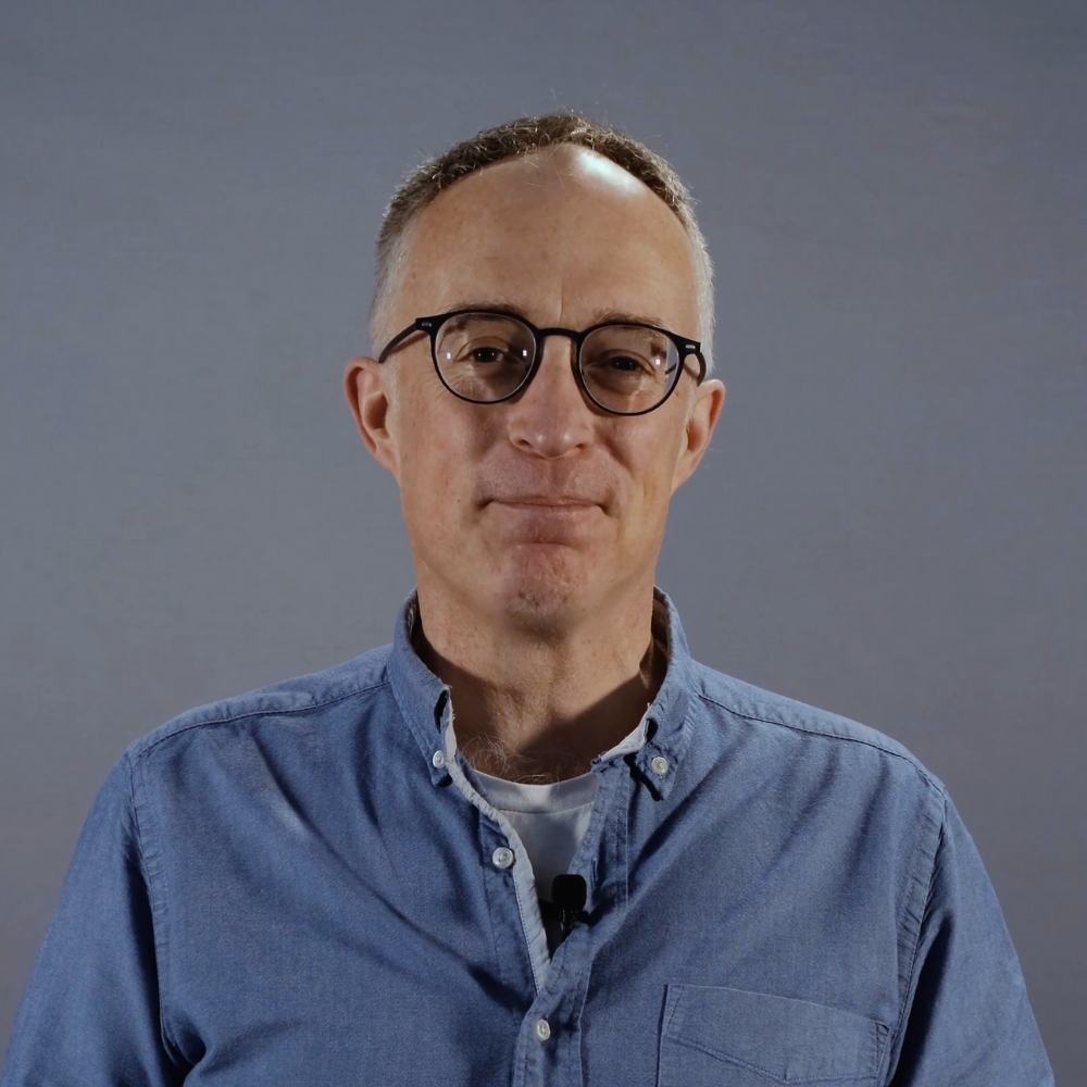 Headshot of John McGinley
